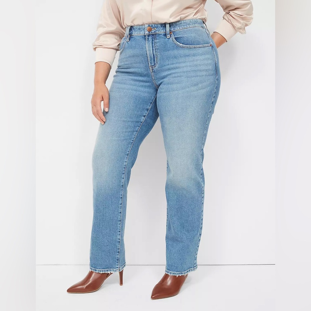 Lane Bryant Signature Fit Mid Rise Relaxed Straight Jean Blue Size 24 Minimalist
